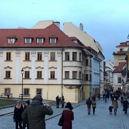 Pleasant Apartment Under The Bratislava Castle ภายนอก รูปภาพ