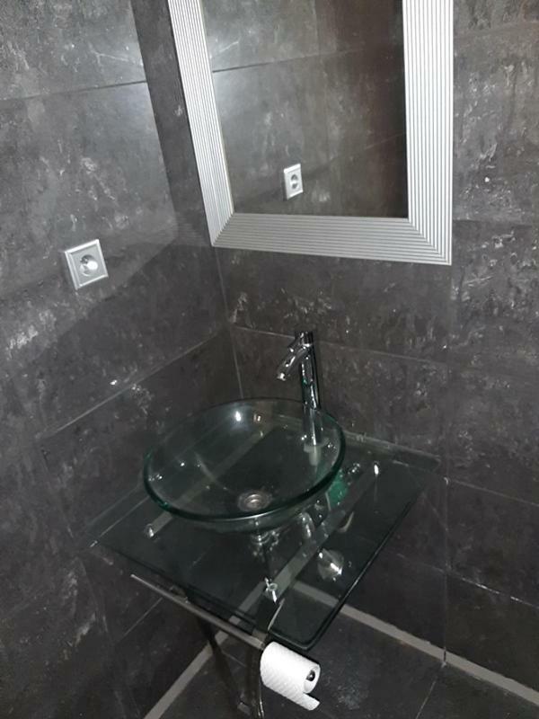 Pleasant Apartment Under The Bratislava Castle ภายนอก รูปภาพ