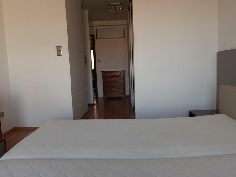 Pleasant Apartment Under The Bratislava Castle ภายนอก รูปภาพ